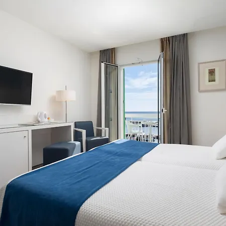 Отель Hotel Cala Bona