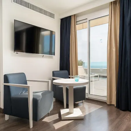 Hotel Cala Bona Отель