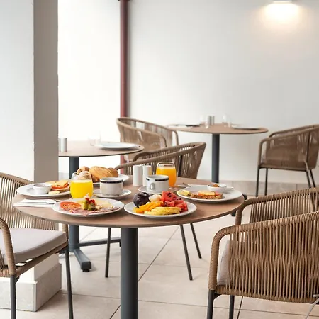 Hotel Cala Bona Отель 4*