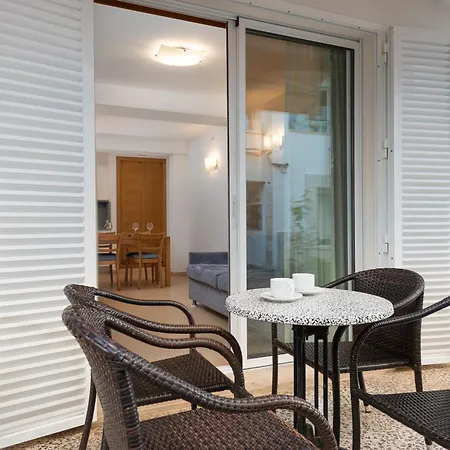 Отель Hotel Cala Bona